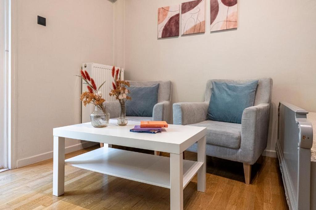 The Mint'S Studio Synesiou - Lycabettus Hill เอเธนส์ ภายนอก รูปภาพ